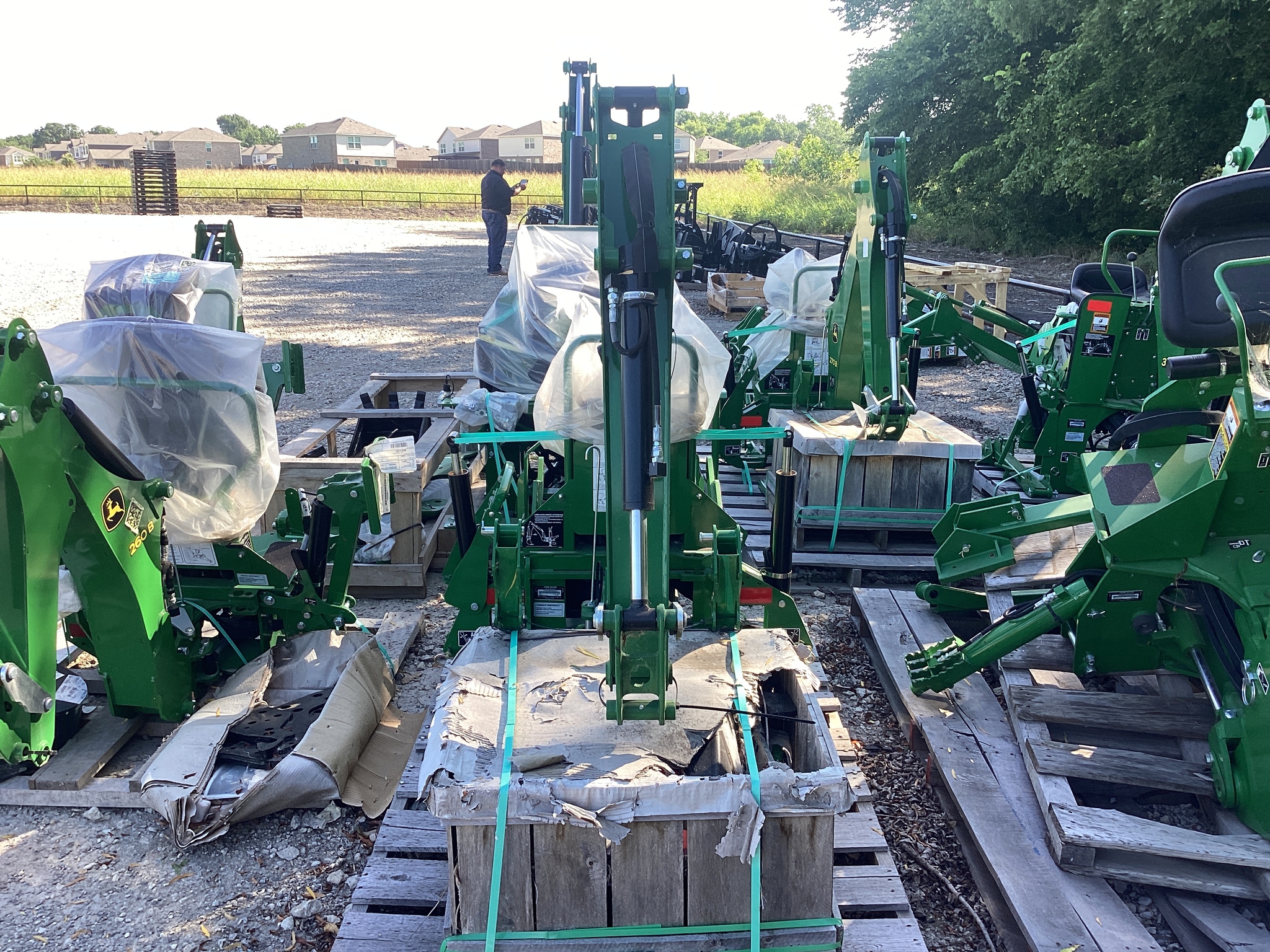 2023 John Deere 270B Image 3