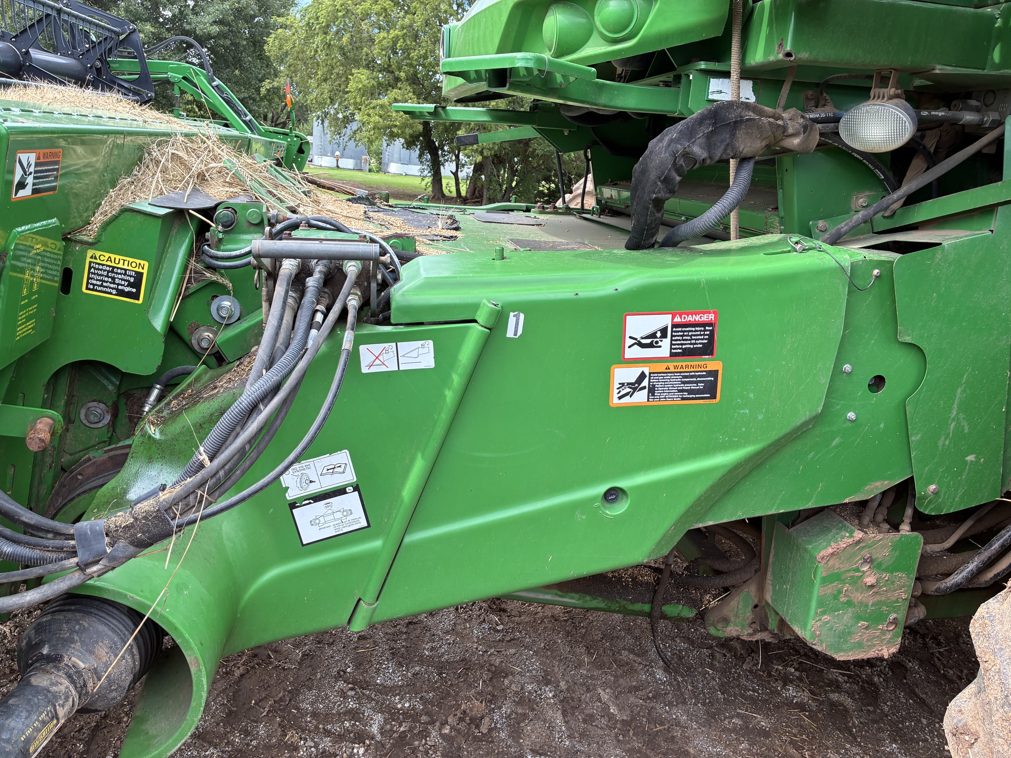 2012 John Deere S680 Image 44