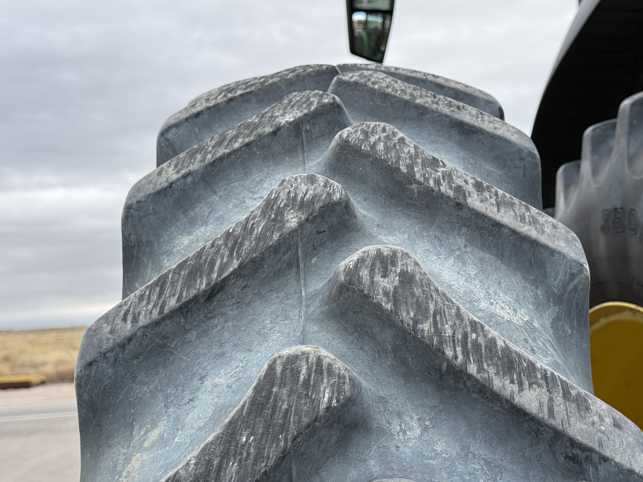 2022 John Deere 8R 340 Image 39