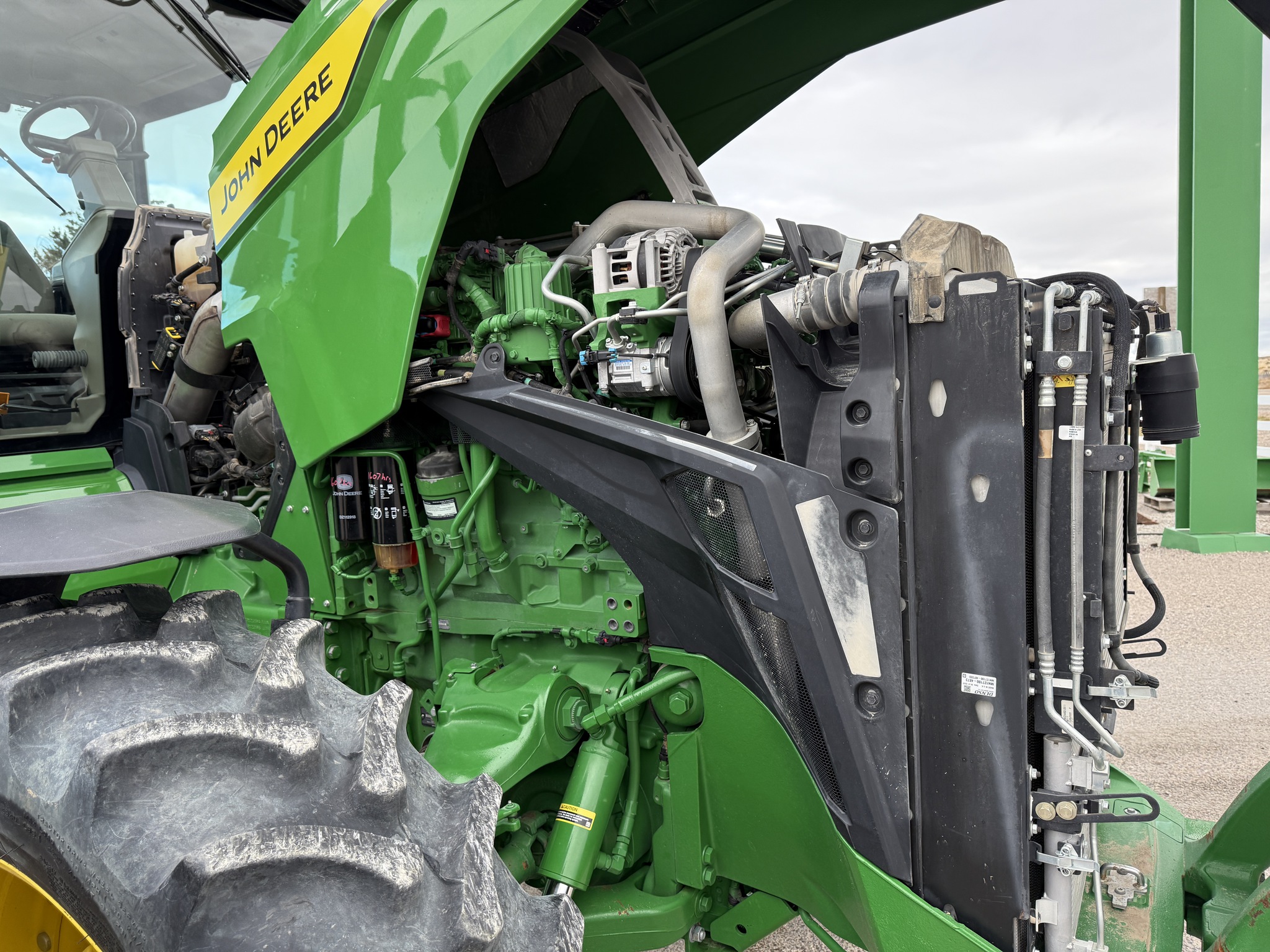 2022 John Deere 8R 340 Image 23