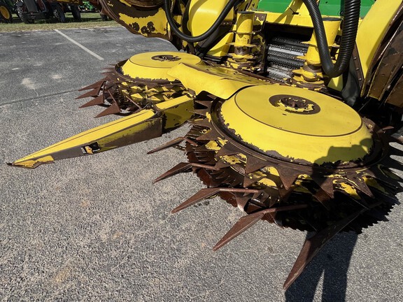 2019 John Deere 770