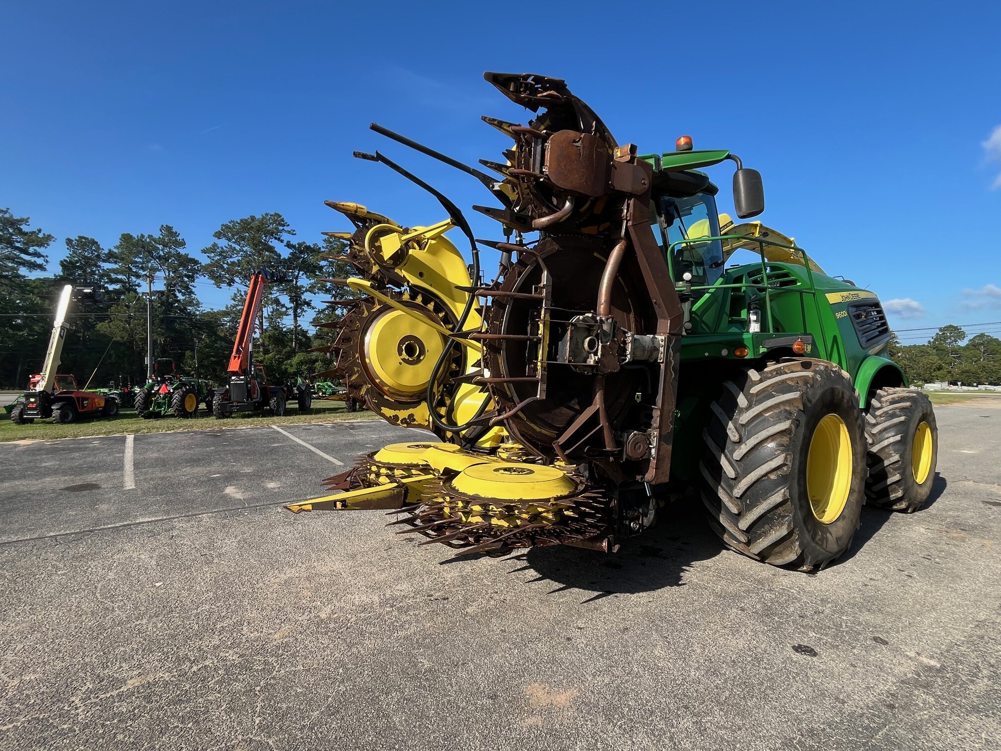 2019 John Deere 770 Image 3