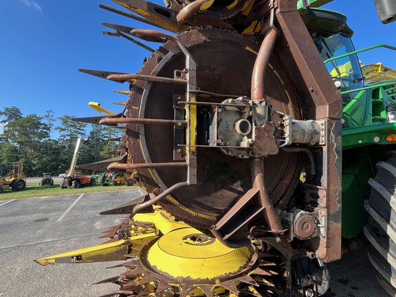 2019 John Deere 770