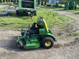 Lawn Mower For Sale 2022 John Deere 652R 