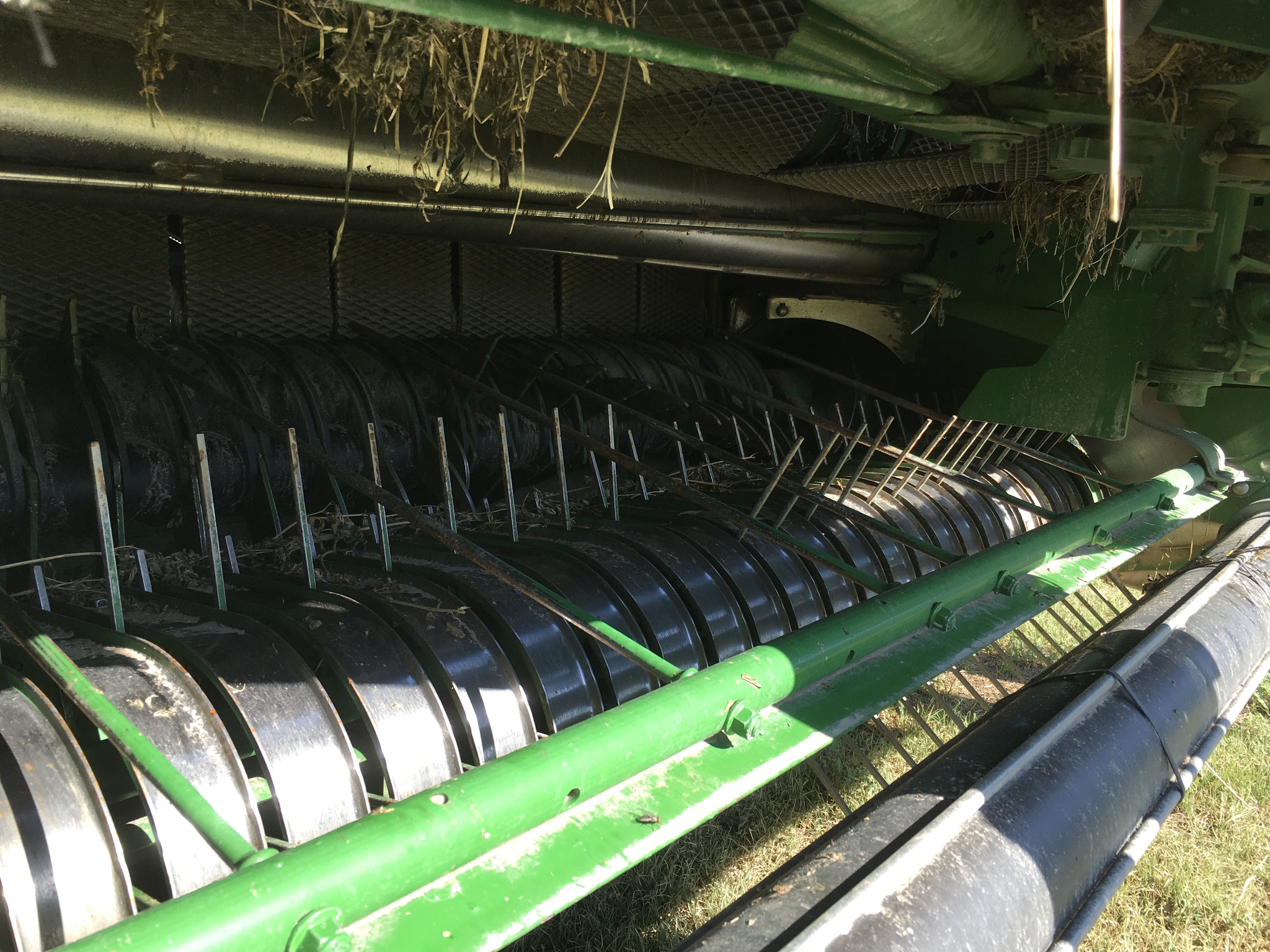 2023 John Deere 560M Image 10