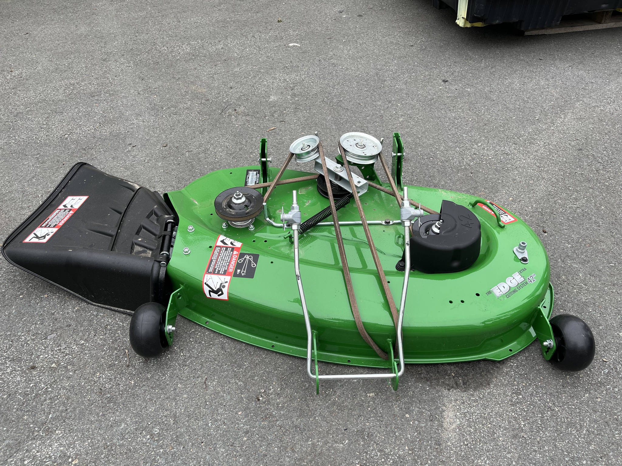 2024 John Deere 42X CARTON DECK Image 1