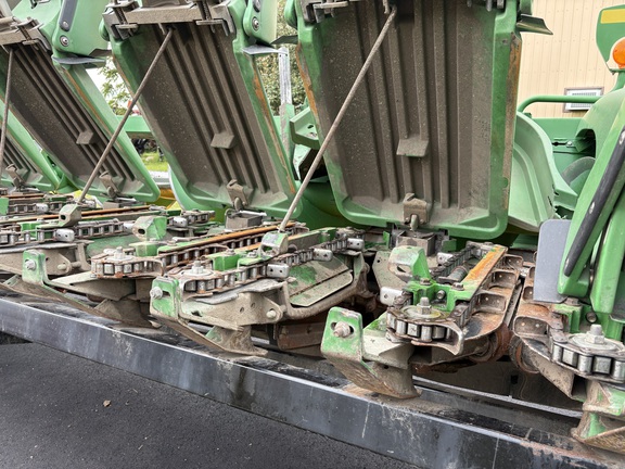 2010 John Deere 608C - Photo12