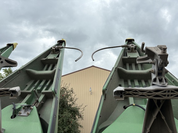 2010 John Deere 608C - Photo8