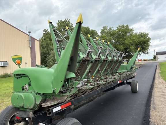 2010 John Deere 608C - Photo3