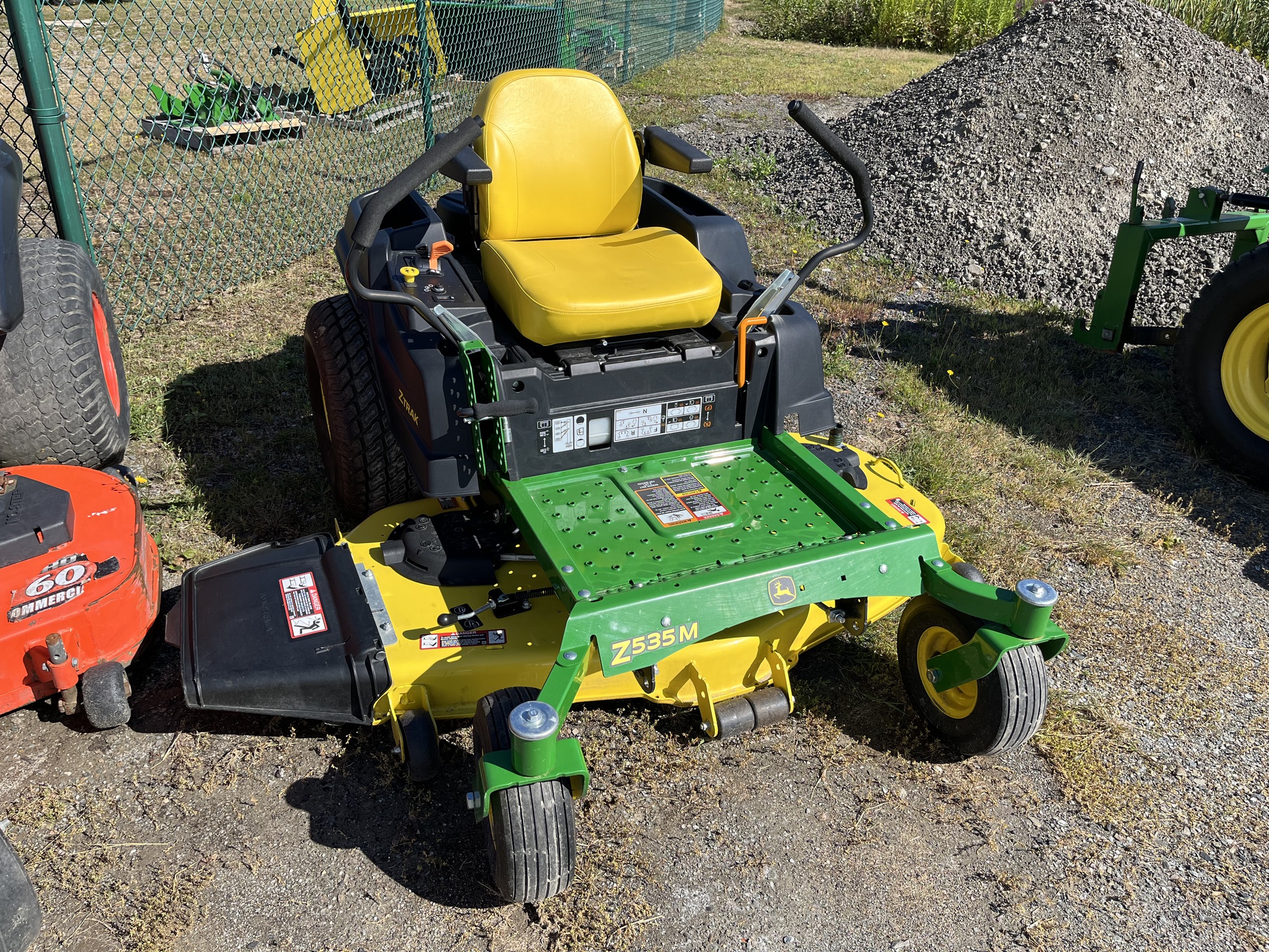 2019 John Deere Z535M Image 5