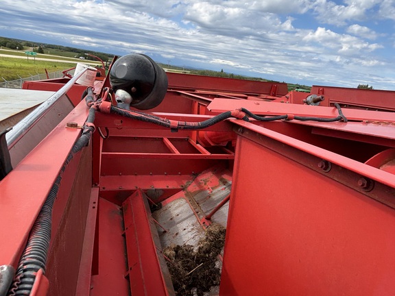 Used 1986 Massey 8560 Combines at Horizon Ag & Turf in Mayerthorpe, AB - Photo7
