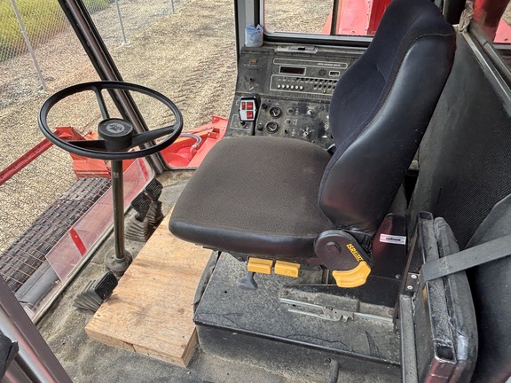 Used 1986 Massey 8560 Combines at Horizon Ag & Turf in Mayerthorpe, AB - Photo10