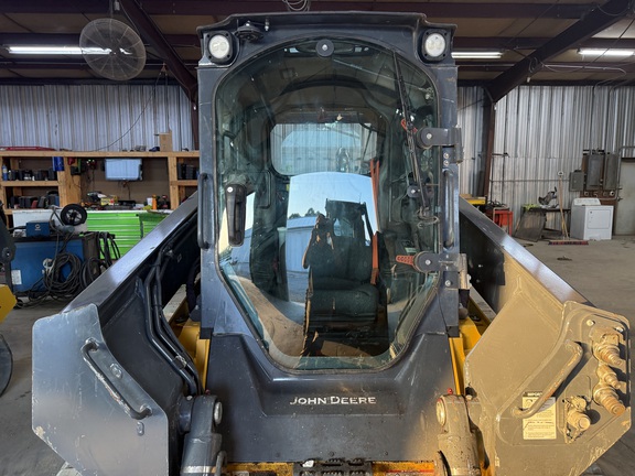 Photo of 2023 John Deere 333G
