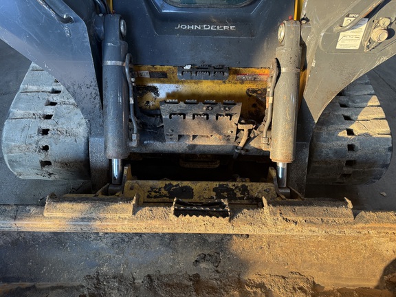 Photo of 2023 John Deere 333G
