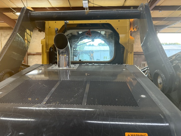 Photo of 2023 John Deere 333G