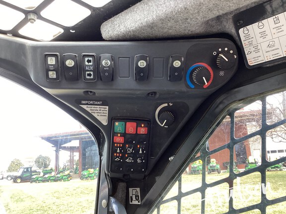 Photo of 2023 John Deere 333G