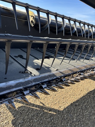 Used 2018 MacDon FD75-45 Combine Platforms at Horizon Ag & Turf in Lloydminster, AB - Photo24