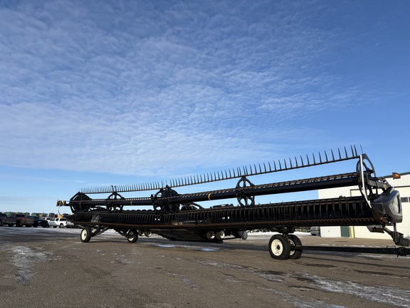 Used 2018 MacDon FD75-45 Combine Platforms at Horizon Ag & Turf in Lloydminster, AB - Photo9