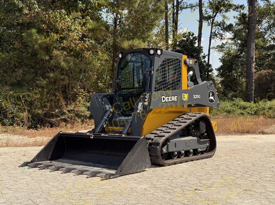 2025 John Deere 325G (HIGH FLOW) Image 2