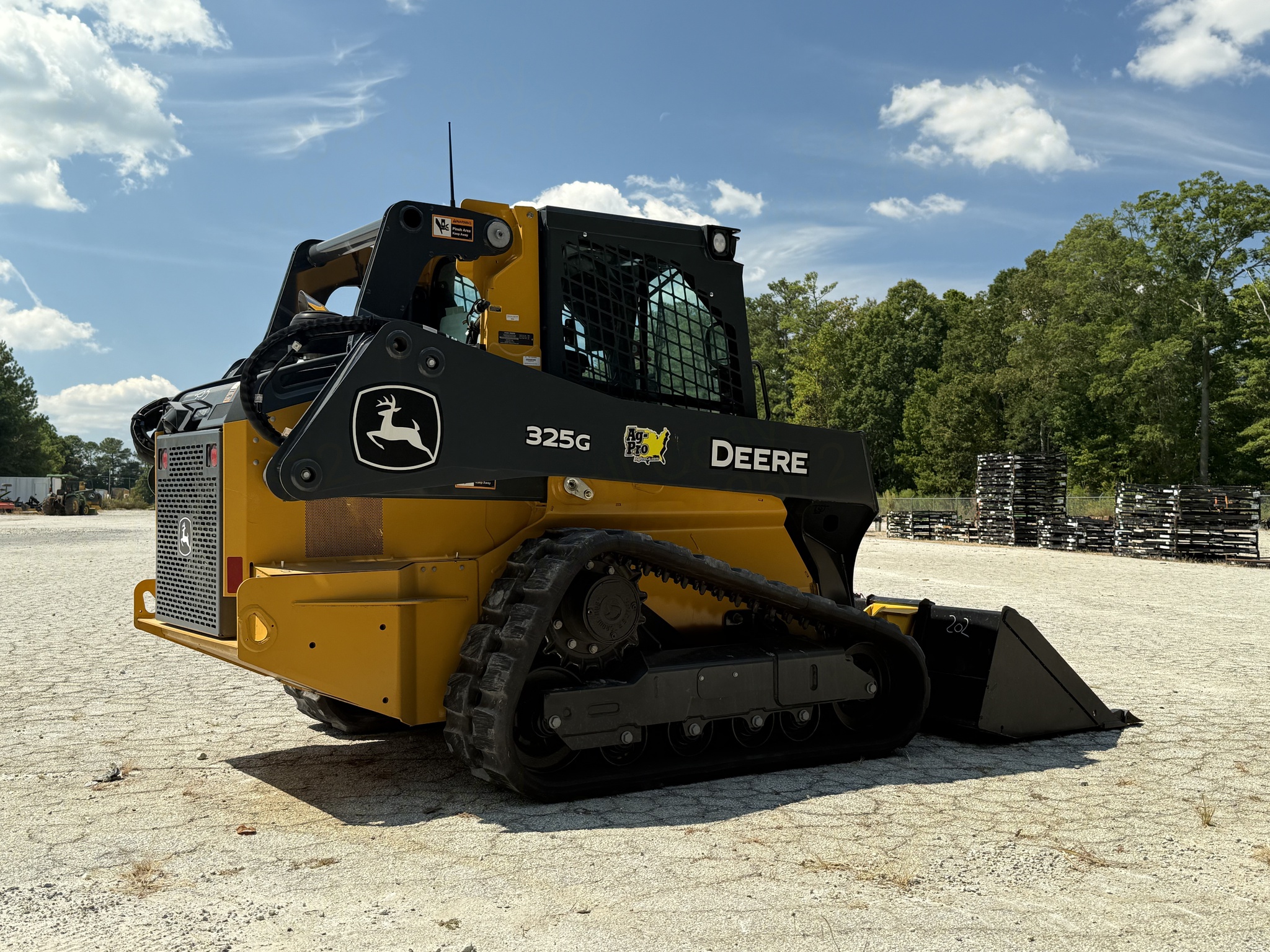 2025 John Deere 325G (HIGH FLOW) Image 5