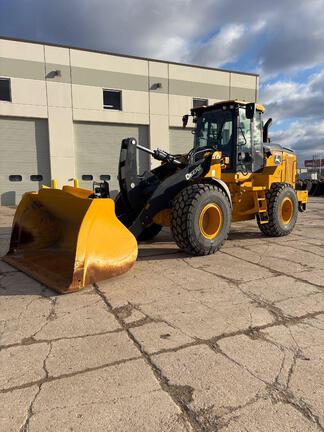 Photo of a 2025 John Deere 624 P