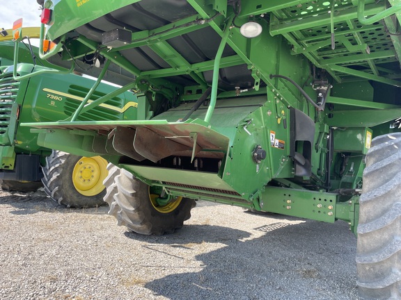2010 John Deere 9570 STS thumbnail 8