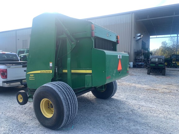 2013 John Deere 569 Photo 2