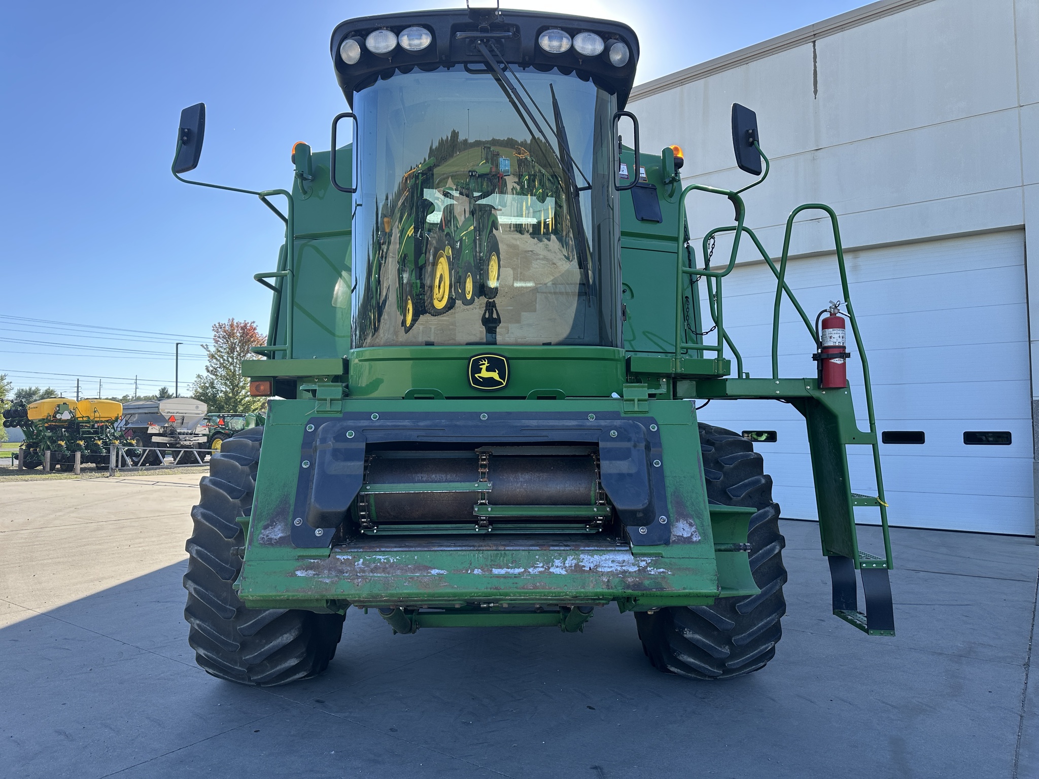 2010 John Deere 9570 STS Image 8