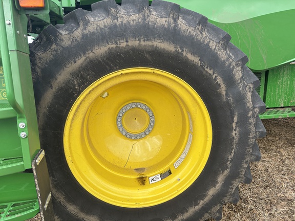 Photo of 2024 John Deere S780