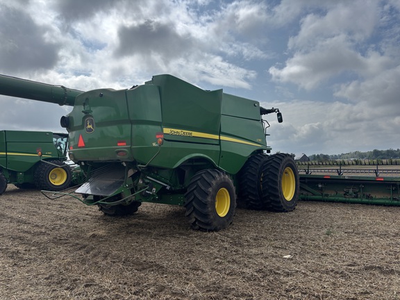 Photo of 2024 John Deere S780