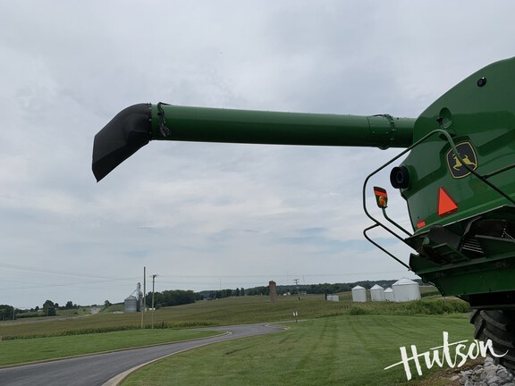 Photo of 2024 John Deere S780