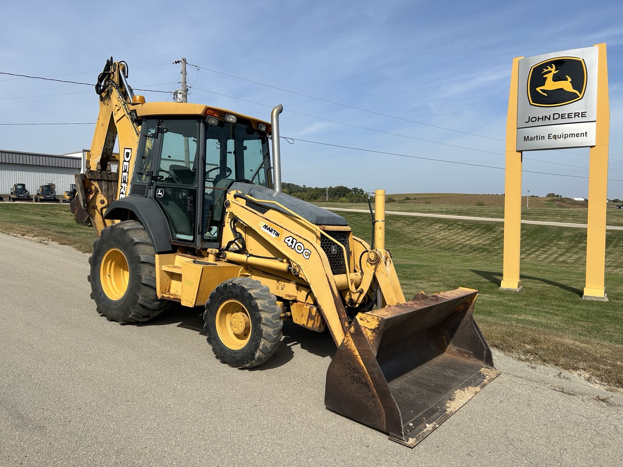 2005 John Deere 410G Image 3