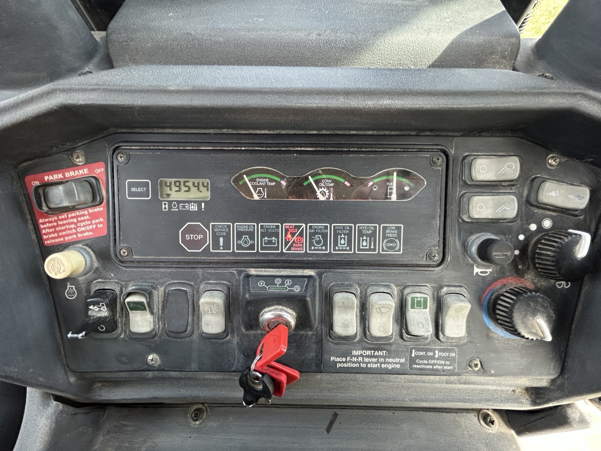 2005 John Deere 410G Image 8