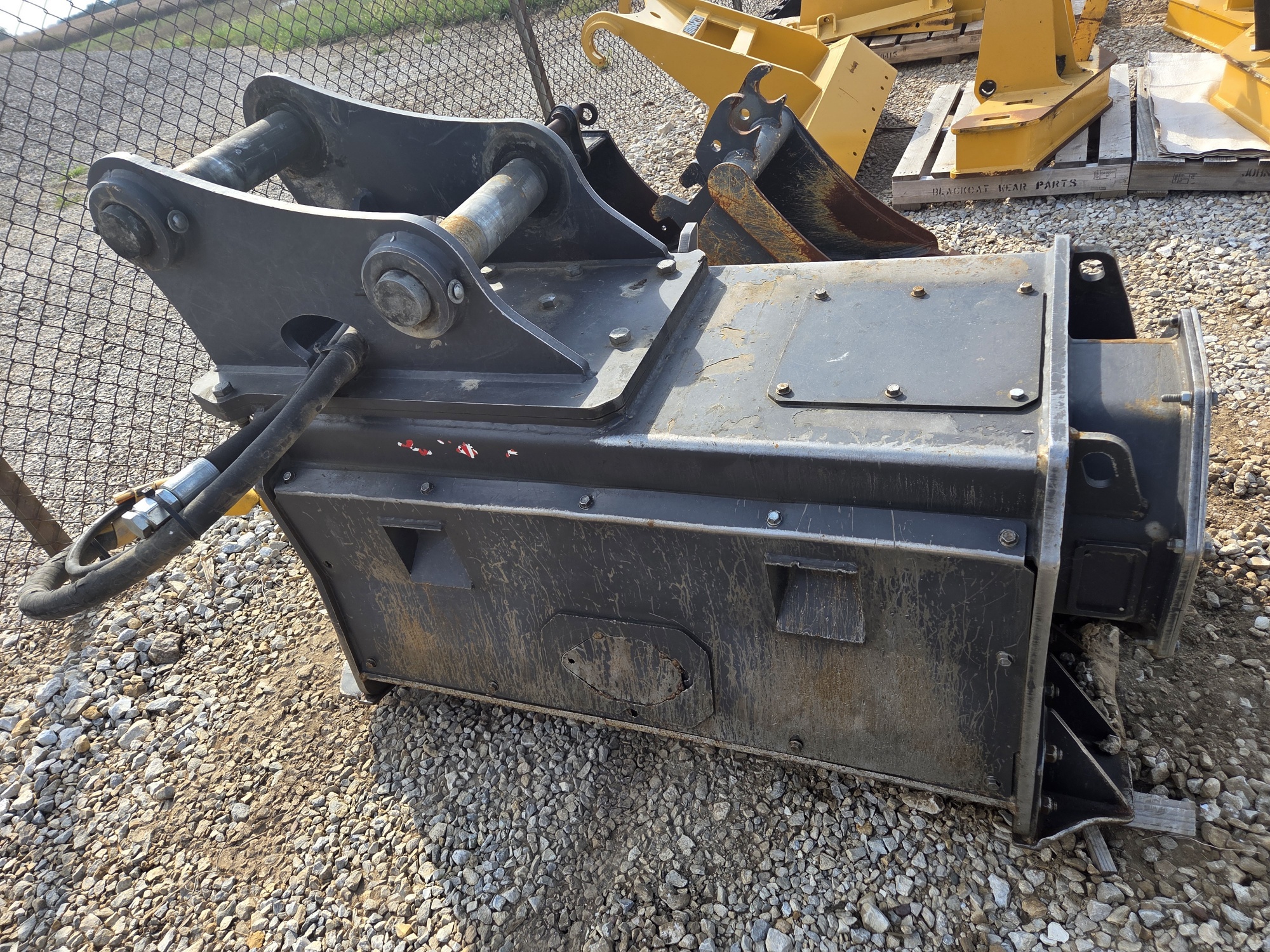 2022 Bradco MM421E Image 5