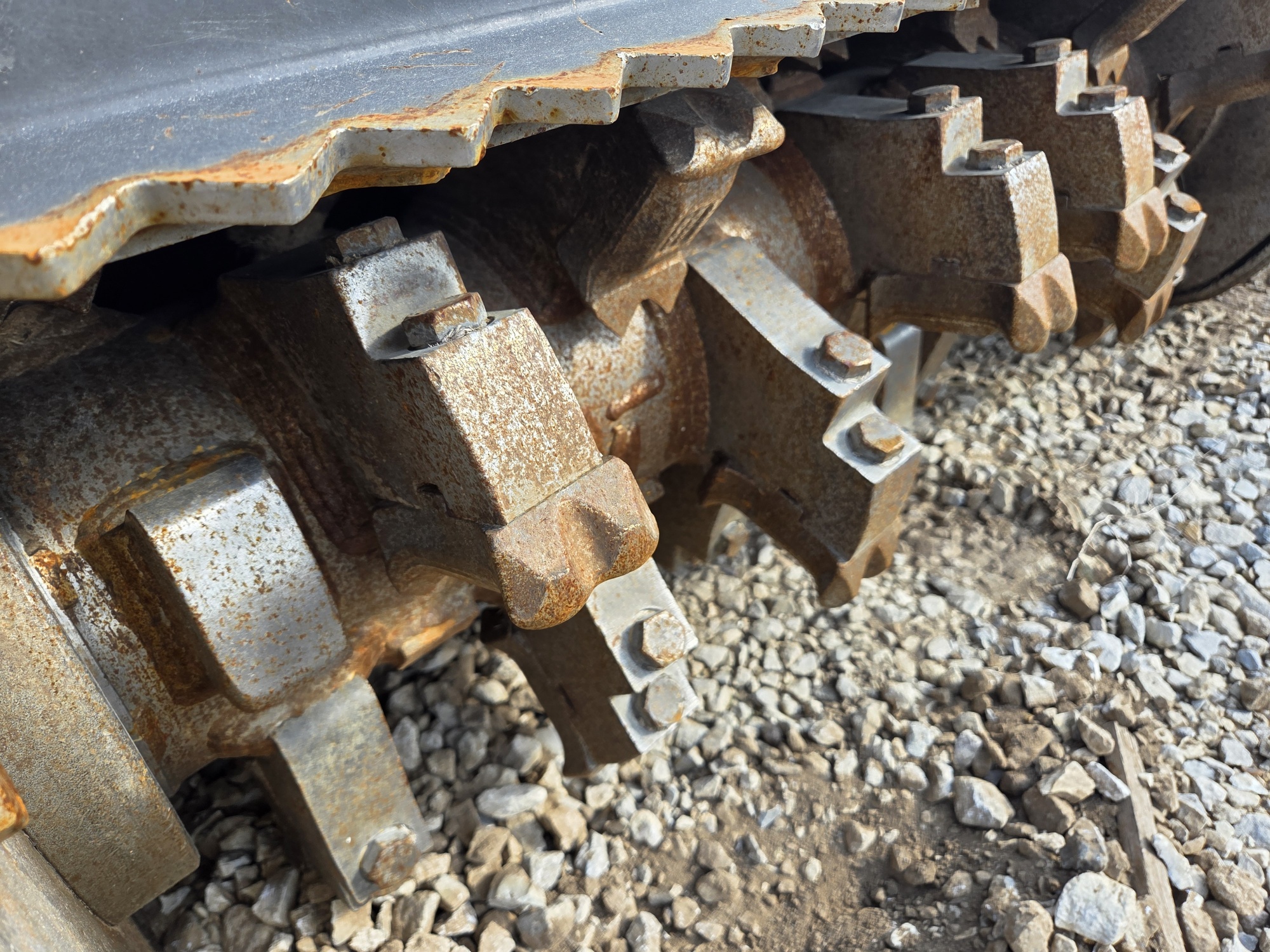 2022 Bradco MM421E Image 2
