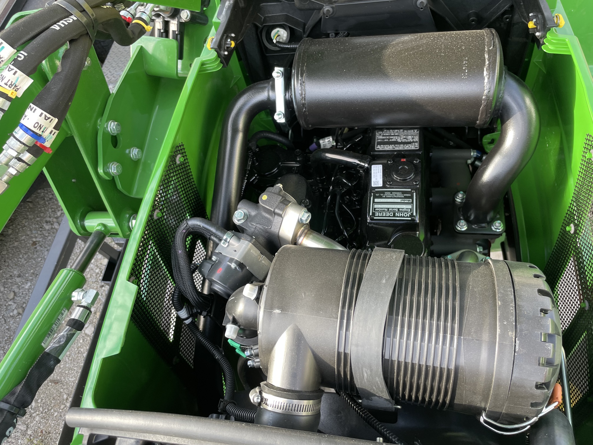 2025 John Deere 3025E Image 21