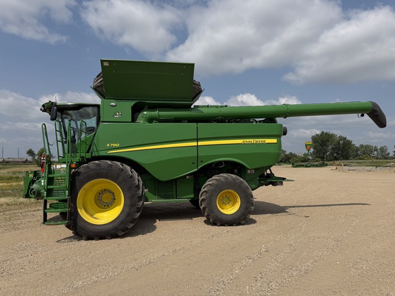 2022 John Deere S790 - Photo6