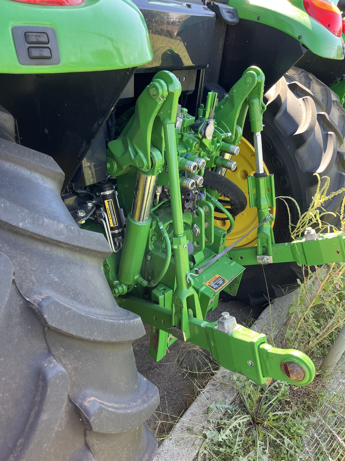 2024 John Deere 6130M Image 6