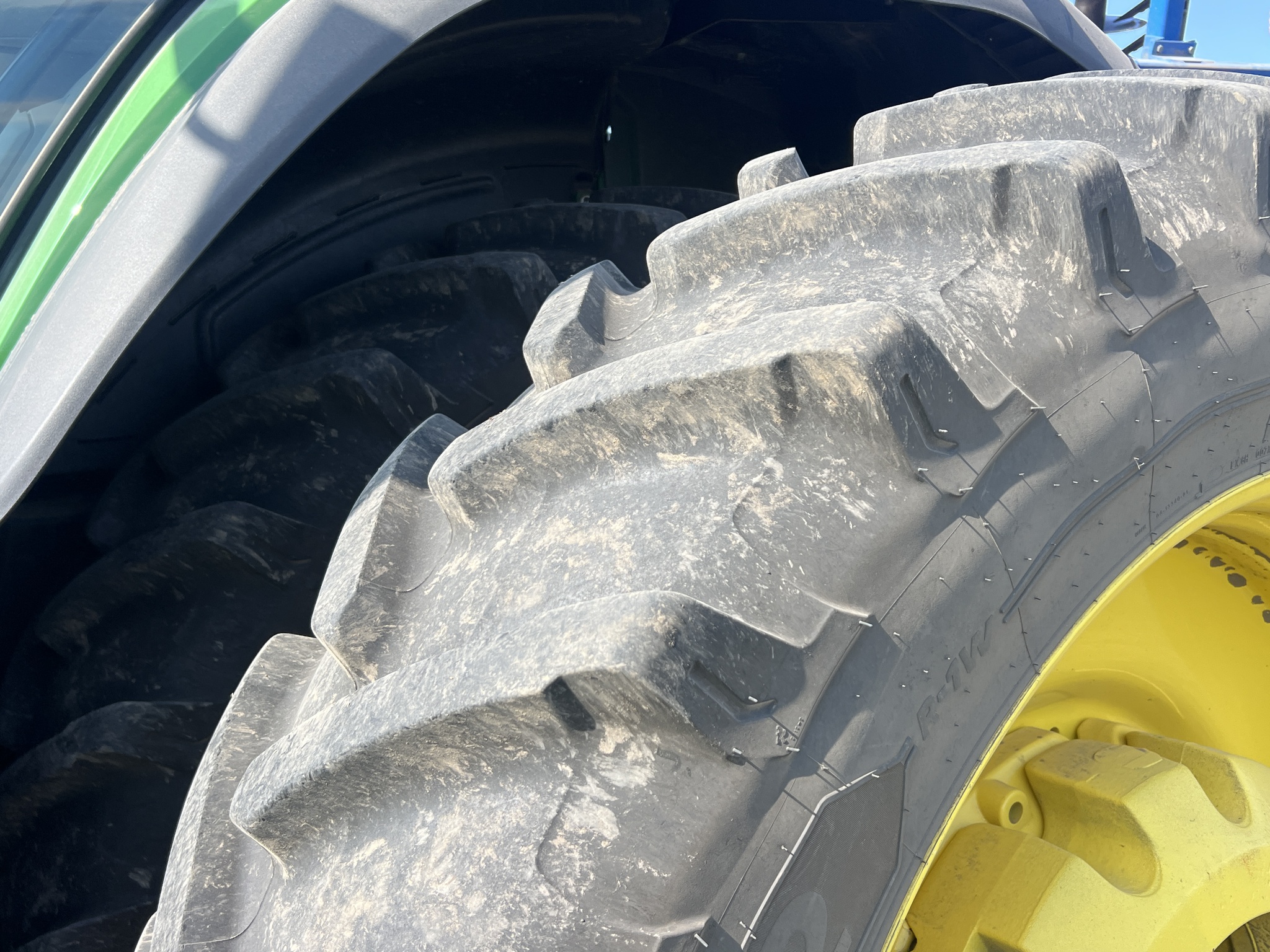 2023 John Deere 8R 370 Image 5