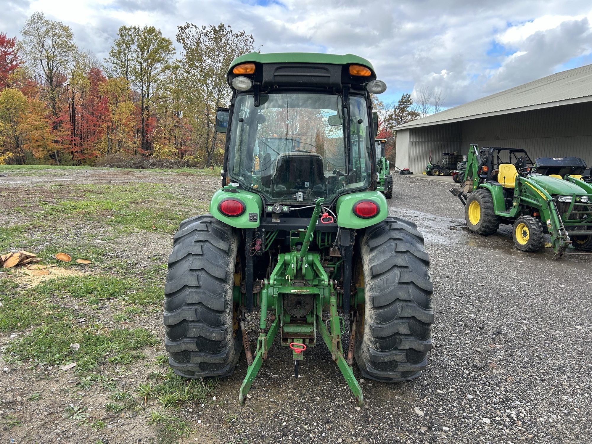 2014 John Deere 4066R Image 5
