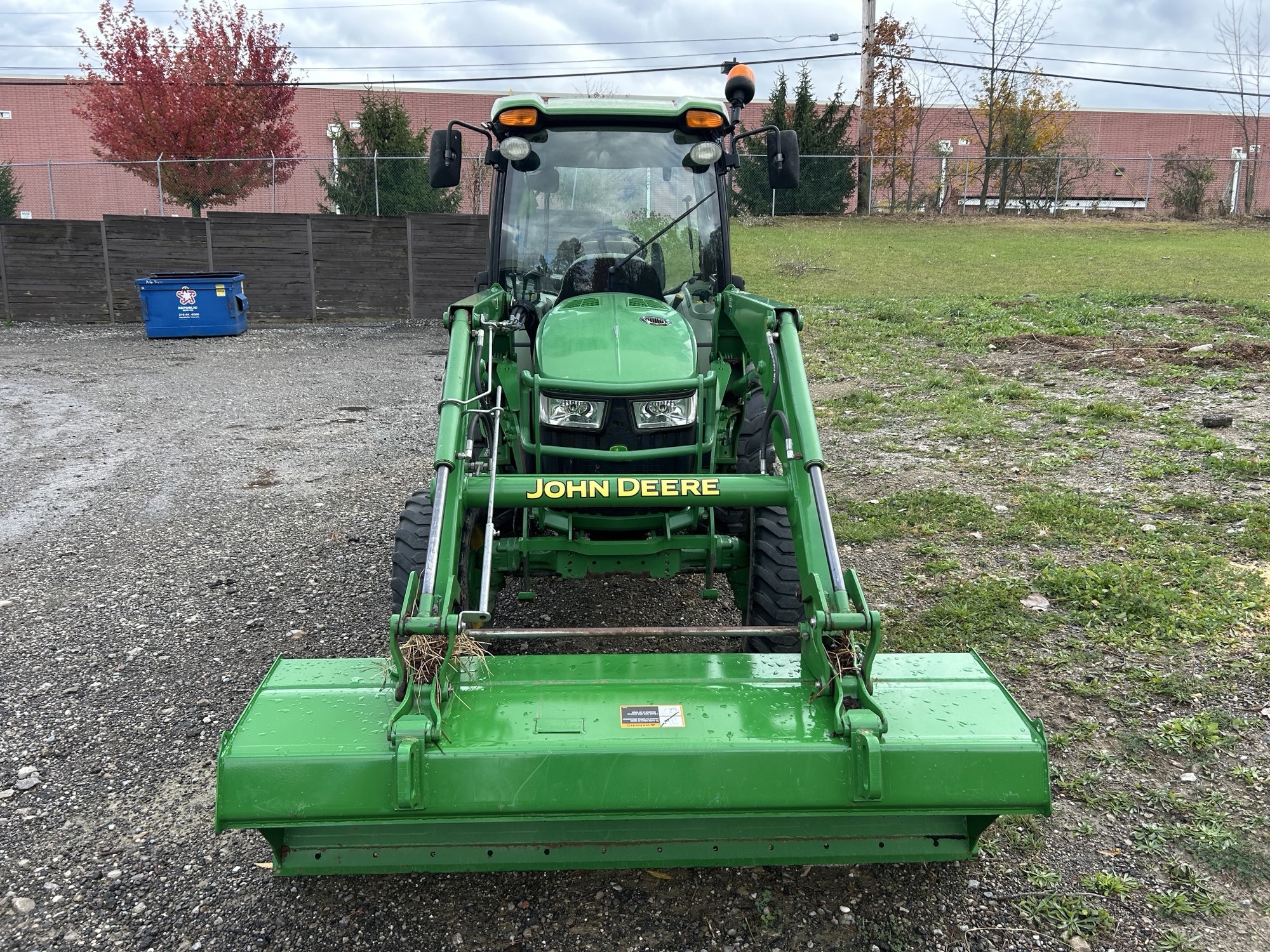 2014 John Deere 4066R Image 2
