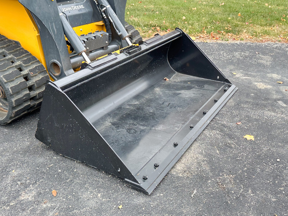 2024 John-Deere 325G