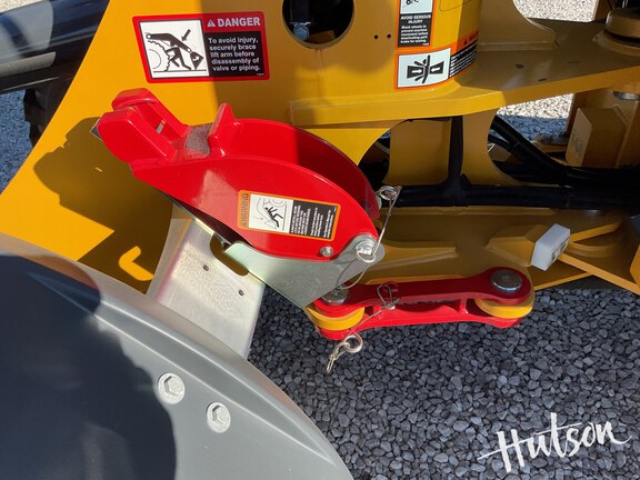 Photo of 2024 John Deere 304 G