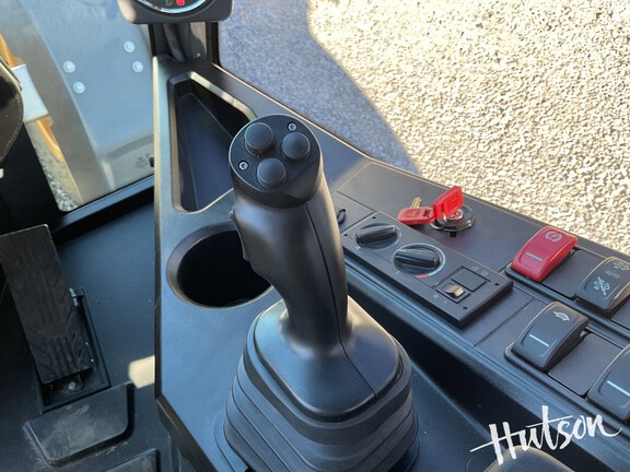 Photo of 2024 John Deere 304 G