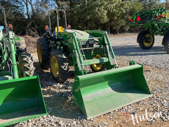Photo of 2024 John Deere 5060E