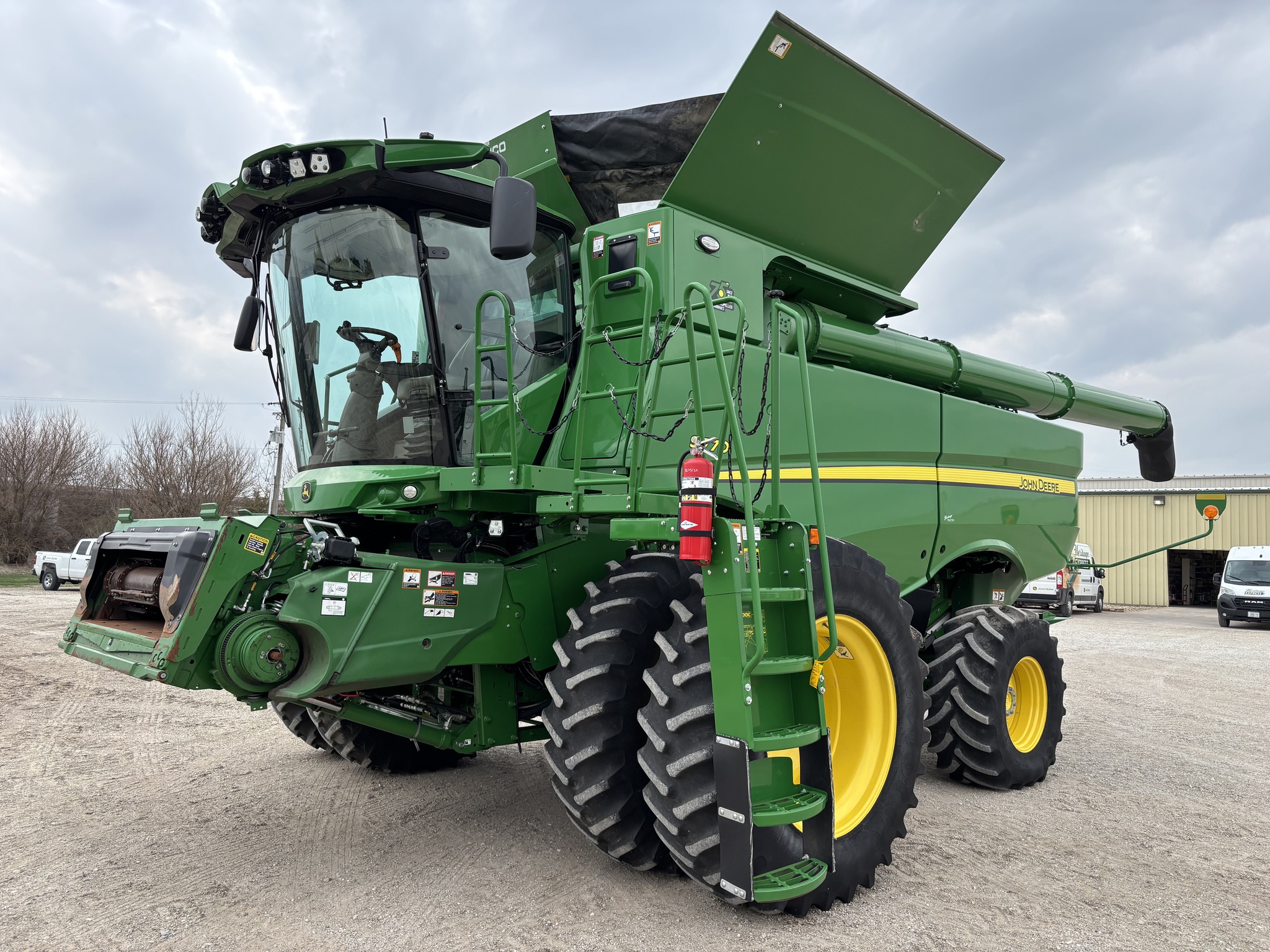  2022 John Deere S770 at Heritage Tractor in Galesburg, IL