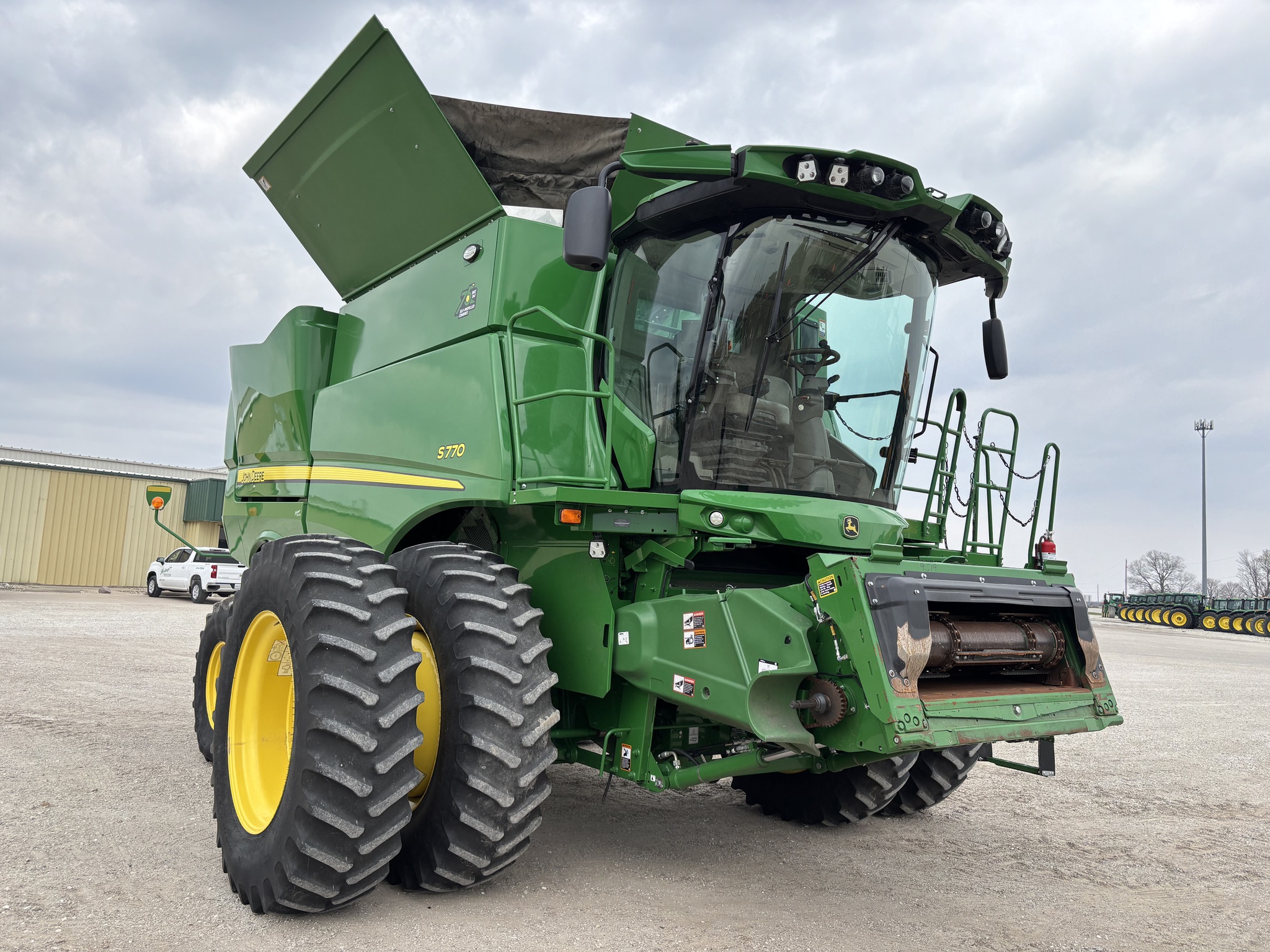  2022 John Deere S770 at Heritage Tractor in Galesburg, IL