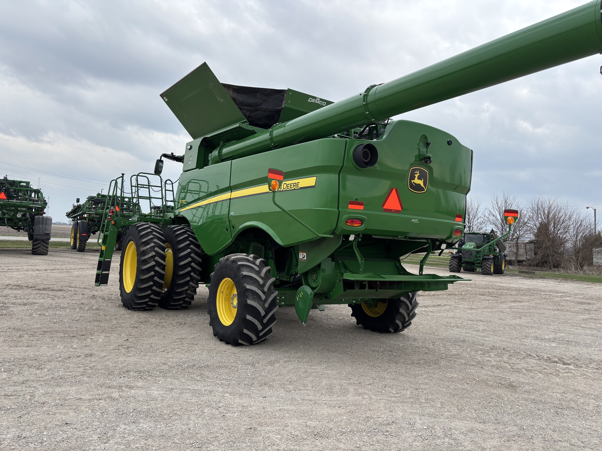  2022 John Deere S770 at Heritage Tractor in Galesburg, IL