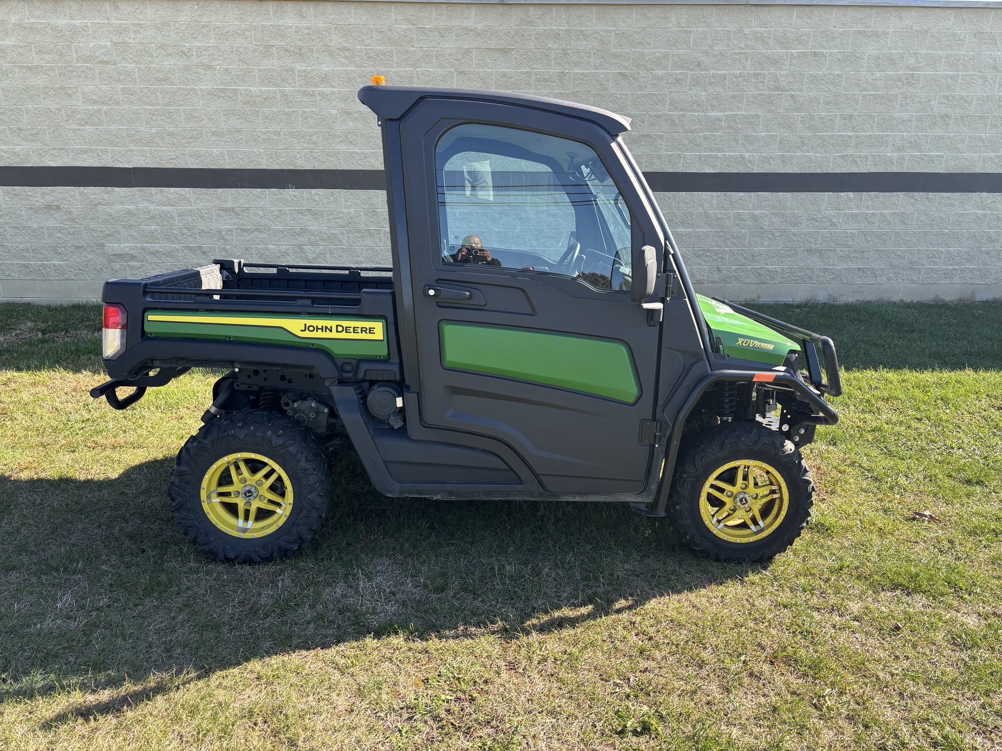 Used 2024 John Deere XUV 835M ATVs & Gators at Koenig Equipment in Tipp City, OH - PhotoXL7