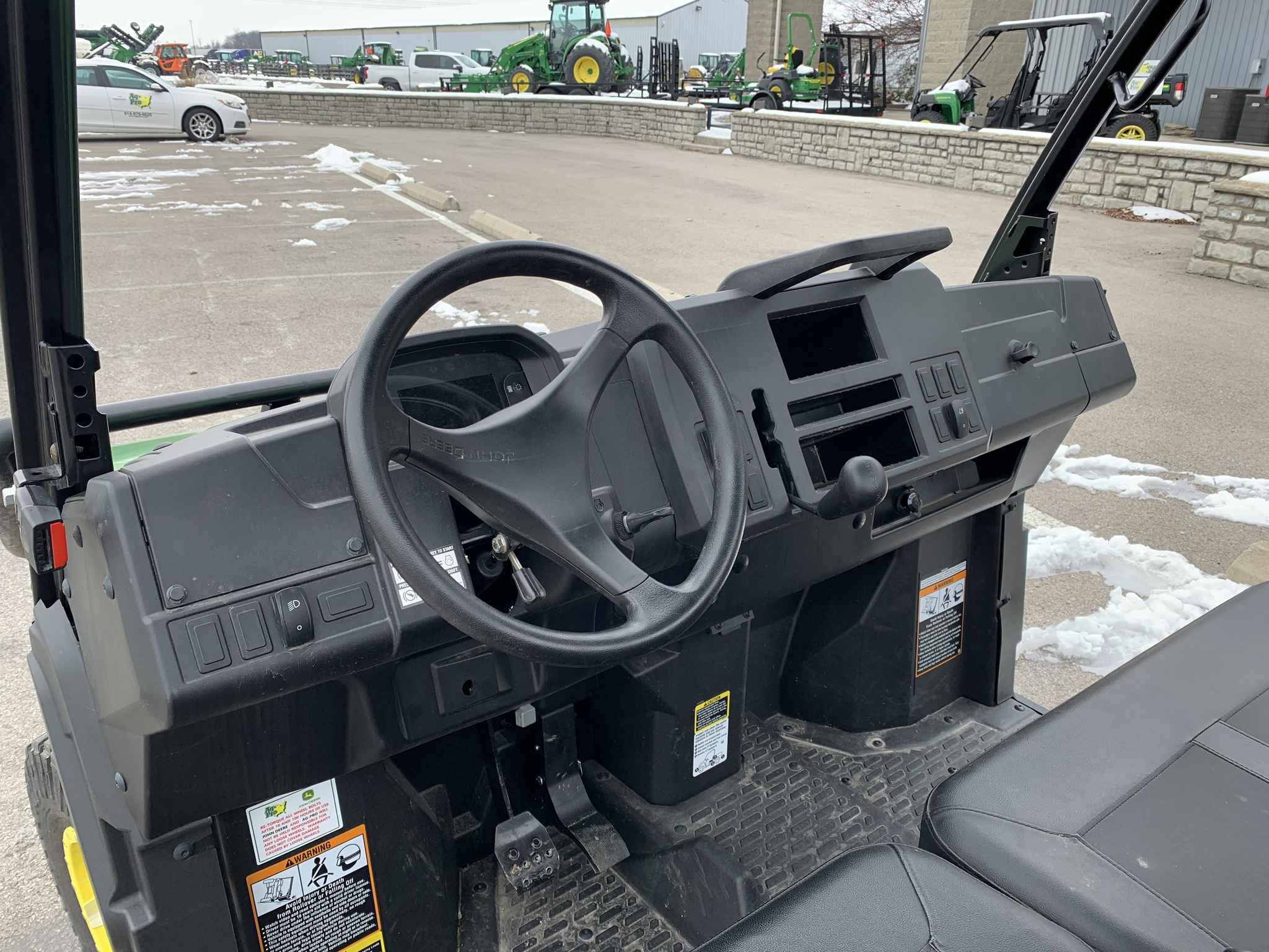 2025 John Deere XUV 845M Image 7